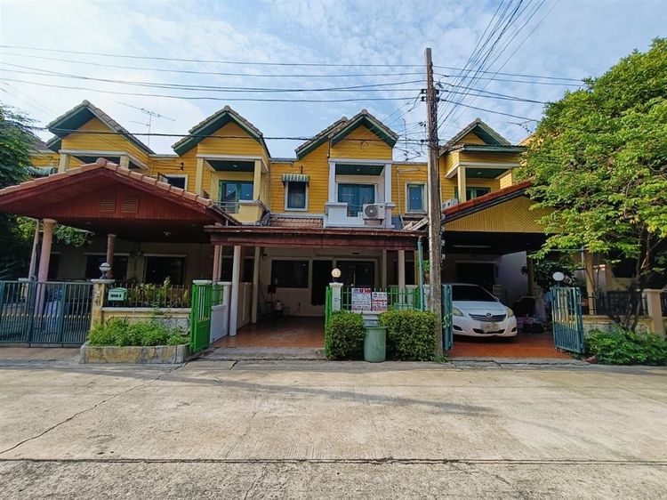 ทาวน์เฮ้าส์ 2 ชั้น 23.6 ตร.ว. หมู่บ้านแมกไม้-วัชรพล ซอยสุขาภิบาล5 ซอย92 ถนนสุขาภิบาล5 ถนนสายไหม เขตสายไหม กรุงเทพมหานคร