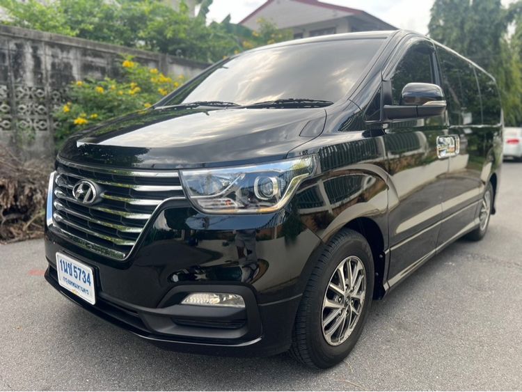Hyundai H-1  2019 2.5 Elite Plus Utility-car ดีเซล ไม่ติดแก๊ส เกียร์อัตโนมัติ ดำ รูปที่ 3
