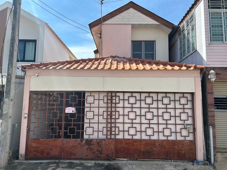 บ้านเอื้ออาทร พลายชุมพล