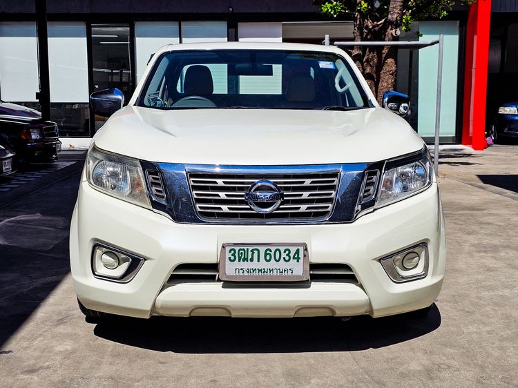 Nissan Navara 2015 2.5 E Pickup ดีเซล เกียร์ธรรมดา ขาว รูปที่ 2