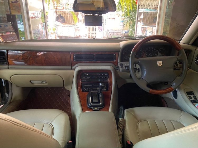 Jaguar XJ6 1996 3.2 Sedan เบนซิน ไม่ติดแก๊ส เกียร์อัตโนมัติ บรอนซ์ทอง รูปที่ 3