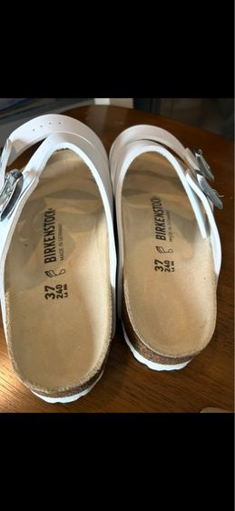 รองเท้าลำลอง BIRKENSTOCK สีขาว รูปที่ 2