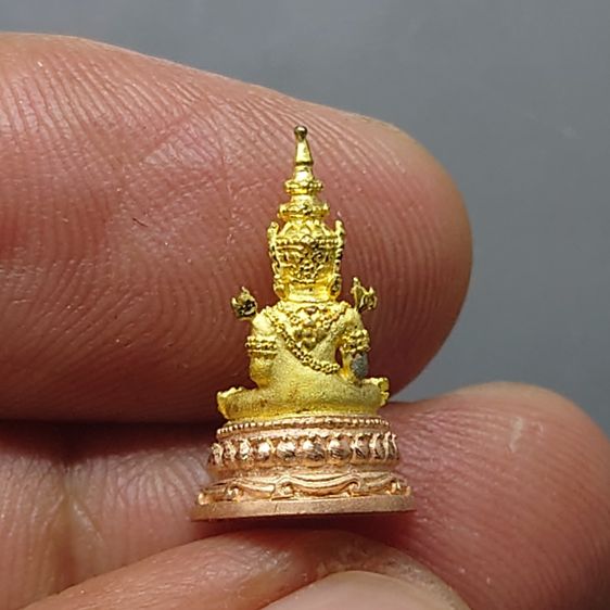 พระแก้วมรกต เนื้อเงินสามกษัตริย์ ขนาดสูง 1.7 เซน กรมสรรพสามิต สร้าง ในพระบรมราชานุญาต ปี2550 ตลับเดิม หายาก รูปที่ 5