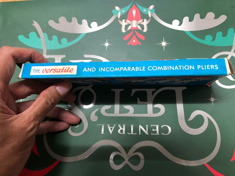 คีมปากจิ้งจก ตรา Fit (West Germany) รุ่นไม่มีตราปั๊ม หมุดวงกลม 2 ด้าน ด้ามแดง รูปที่ 2