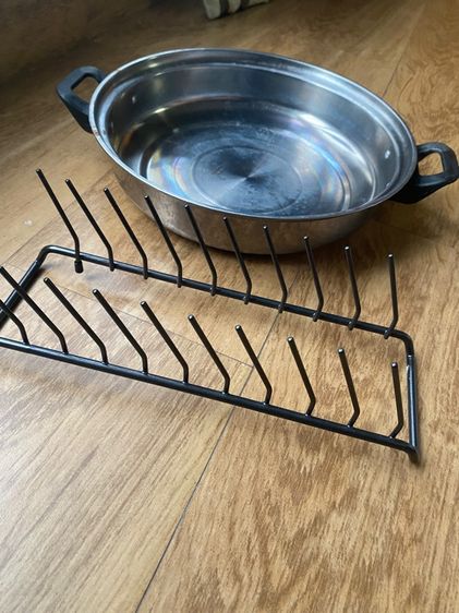 หม้อแสตนเลสและที่เก็บจาน