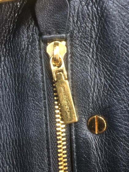 กระเป๋าโท้ตหนังสีดำ Donna Palazzo จาก Versace แท้100💯  รูปที่ 4