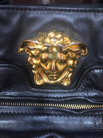 กระเป๋าโท้ตหนังสีดำ Donna Palazzo จาก Versace แท้100💯  รูปที่ 10