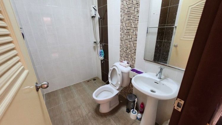 ไม่ใช่ ขายทาวน์โฮม สุริยาเพลส บางนา (Suriya Place Bangna) 
บางนา กม 5 บางแก้ว บางพลี สมุทรปราการ 10540 รูปที่ 2