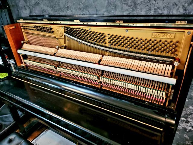 Kawai K20 Uplight Piano รูปที่ 6