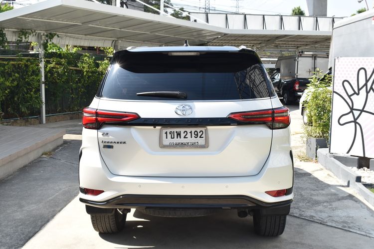Toyota Fortuner 2021 2.8 LEGENDER 2WD AT Utility-car ดีเซล ไม่ติดแก๊ส เกียร์อัตโนมัติ ขาว รูปที่ 4