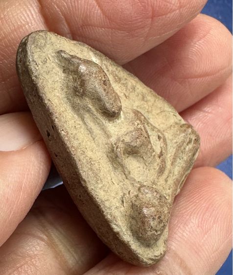 🙏นาง ไม่ทราบกรุ🙏พระกำแพงซุ้มกอ กรุฝั่งเมือง🙏พระร่วงนั่งเข่ากว้าง องค์ละ1000 รูปที่ 17