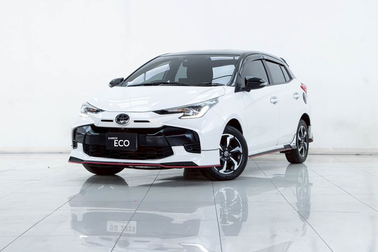 Toyota Yaris 2024 1.2 Premium Sedan เบนซิน ไม่ติดแก๊ส เกียร์อัตโนมัติ ขาว