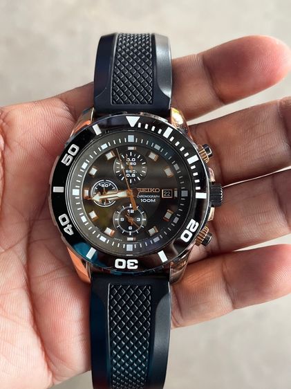 ดำ Seiko Chronograph 100M สายยางเรซิ่น