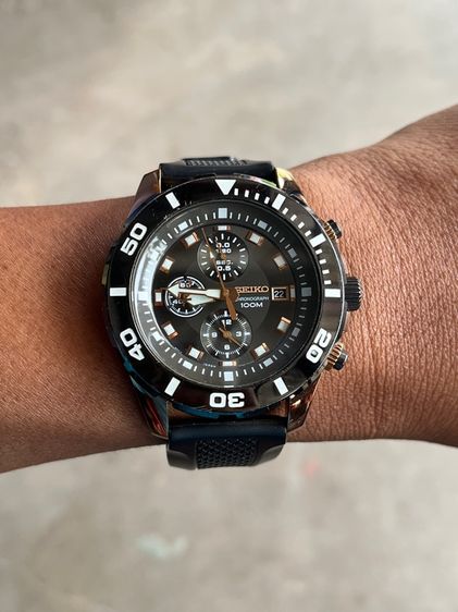 Seiko Chronograph 100M สายยางเรซิ่น รูปที่ 5