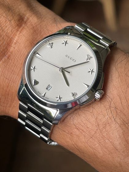 GUCCI G Timeless 38 mm Quartz Steel Men’s Watch YA1264028 Silver Dial  รูปที่ 16