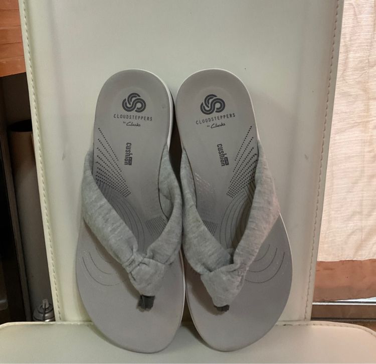 รองเท้าแตะหูหนีบ Clarks รูปที่ 15