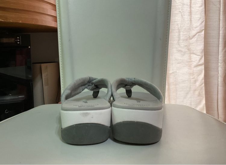 รองเท้าแตะหูหนีบ Clarks รูปที่ 5