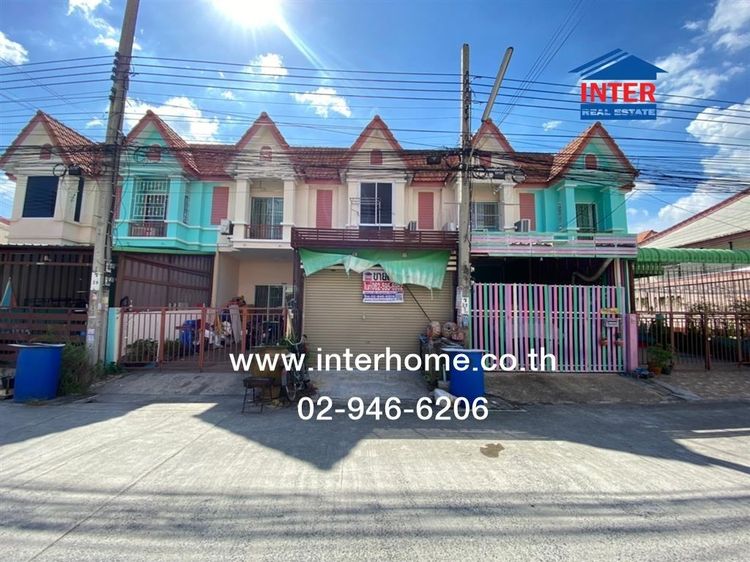 มีบางส่วน ไม่ใช่ ทาวน์เฮ้าส์ 2 ชั้น 17 ตร.ว. หมู่บ้านสยามนิเวศน์2 ซอยประชาอุทิศ90 ถนนประชาอุทิศ-วัดคู่สร้าง ถนนสุขสวัสดิ์ พระสมุทรเจดีย์ สมุทรปราการ