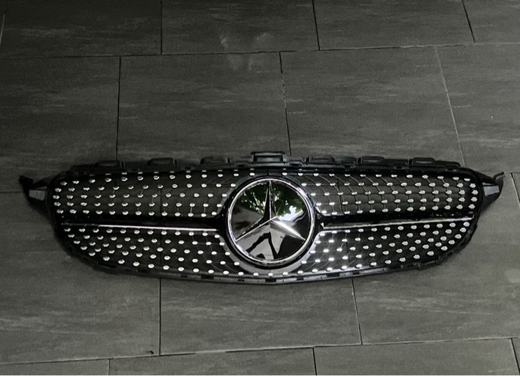กระจังหน้า Benz W205 Diamond AMG ใส่ C Class Coupe และ Sedan รถรุ่นเรด้า MinorChange ปี 2018 2019 2020 2021 รูปที่ 6