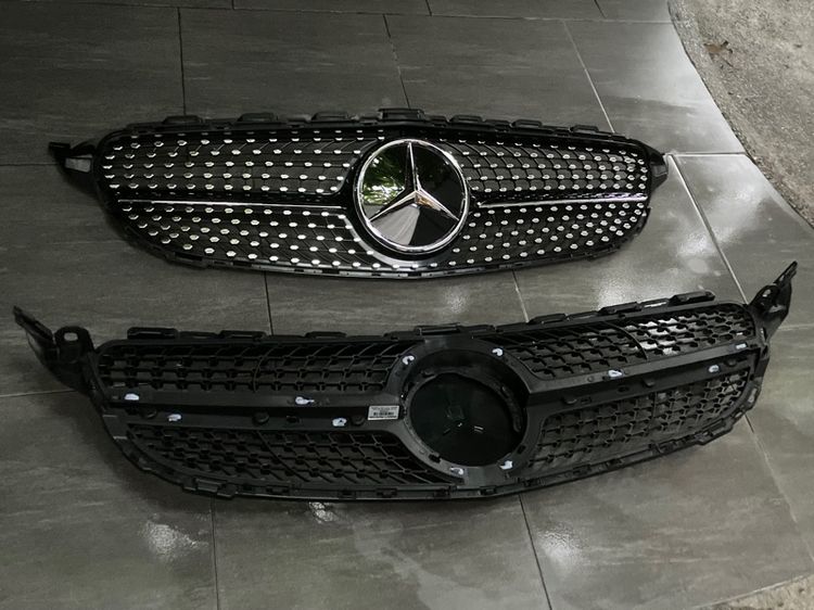 กระจังหน้า Benz W205 Diamond AMG ใส่ C Class Coupe และ Sedan รถรุ่นเรด้า MinorChange ปี 2018 2019 2020 2021