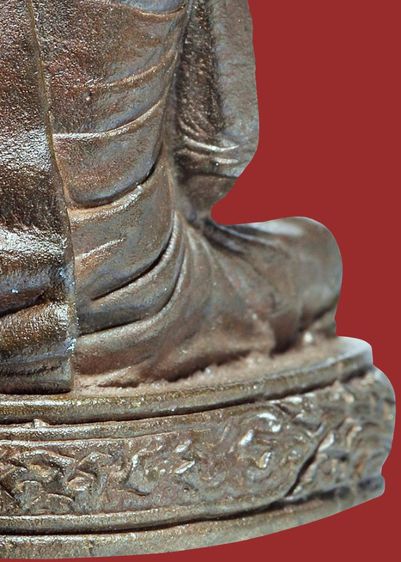 พระกริ่งรูปเหมือนหลวงปู่ดุลย์ อตุโล วัดบูรพาราม ก้นช้างชูดอกบัว 3 ดอก เนื้อนวะโลหะ รูปที่ 18