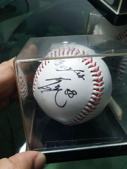 รูปเบสบอลที่ระลึกพร้อมลายเซ็นนักกีฬาเบสบอลชาวญี่ปุ่น made in Japan 5 ลูก เหมาสร้อยคอช่วยเสริมความมั่งคั่ง จากไต้หวัน ใช่ขาย 500 บาทพร้อมส่ง รูปที่ 9