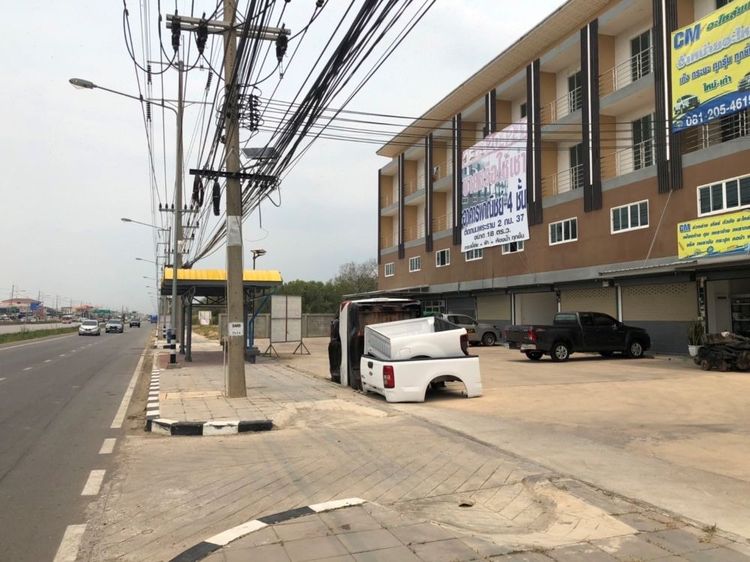 ให้เช่าหรือขายอาคารพาณิชย์ 4 ชั้น โครงการทรัพย์รุ่งเรือง ติดถนนพระราม 2 กม. 36+800 ตำบลบางกระเจ้า สมุทรสาคร รูปที่ 3