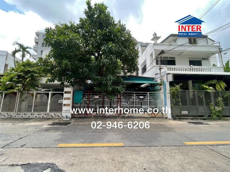 ที่ดิน + บ้านเดี่ยว 45 ตร.ว. ขายที่ดิน+บ้านเดี่ยว ซอยพหลโยธิน2 แยก5 ใกล้วิลล่ามาร์เก็ตอารีย์ อนุสาวรีย์ชัยสมรภูมิ ถนนพหลโยธิน เขตพญาไท 