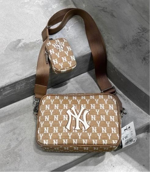 กระเป๋า MLB สีเบจ รูปที่ 6