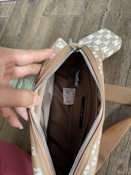 กระเป๋า MLB สีเบจ รูปที่ 8