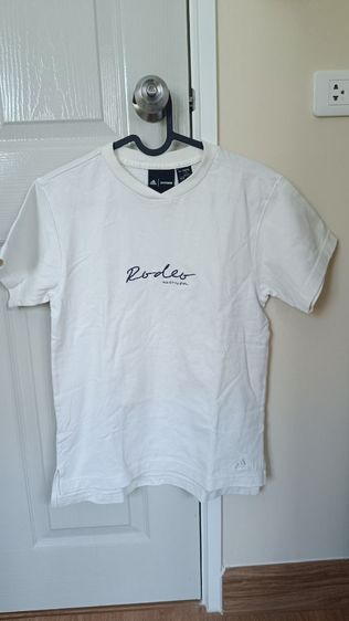 เสื้อยืด Adidas Ivy park ของแท้💯