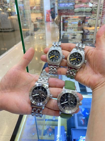 ดำ ชุดสะสม ORIS BC3 Diver เรกูเรเตอร์ เข็มแยก 40 มิล. สายเหล็ก กล่องใบครบ