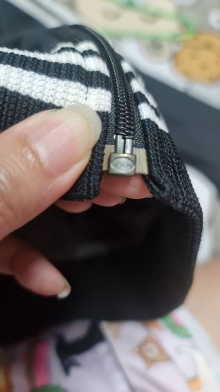 Adidas รูปที่ 6