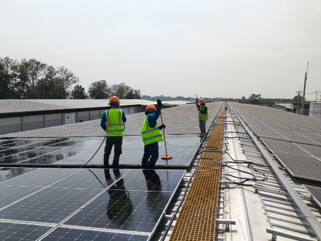 บริการล้างทำความสะอาดแผงโซล่าเซลล์ pm solar ตรวจซ่อมโซล่า รูปที่ 8