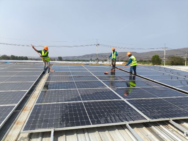 บริการล้างทำความสะอาดแผงโซล่าเซลล์ pm solar ตรวจซ่อมโซล่า รูปที่ 11