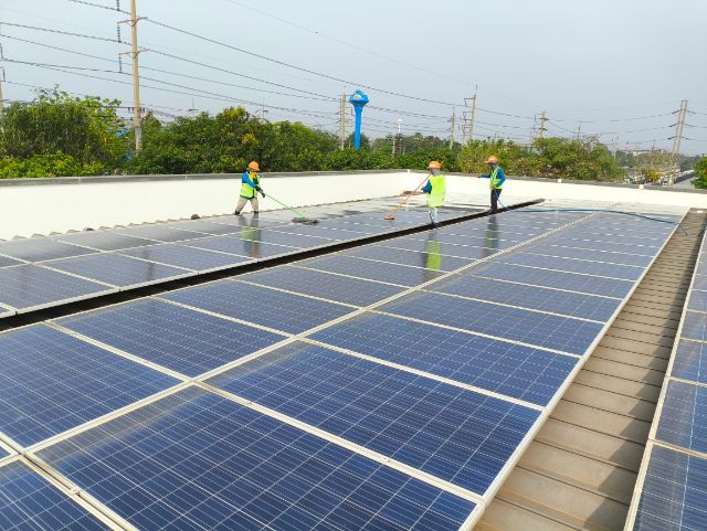 บริการล้างทำความสะอาดแผงโซล่าเซลล์ pm solar ตรวจซ่อมโซล่า รูปที่ 9