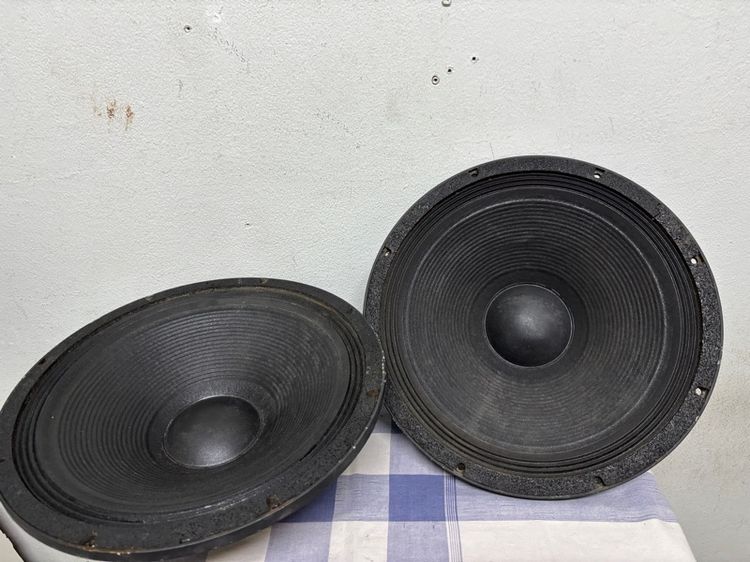 ลำโพงเสียงกลาง 15 นิ้ว CELESTION G 15- 100 MADE IN ENGLAND แทัเดิมๆ เสียงดีครับหายากแล้วครับราคาต่อคู่สนใจเชิญครับ รูปที่ 8