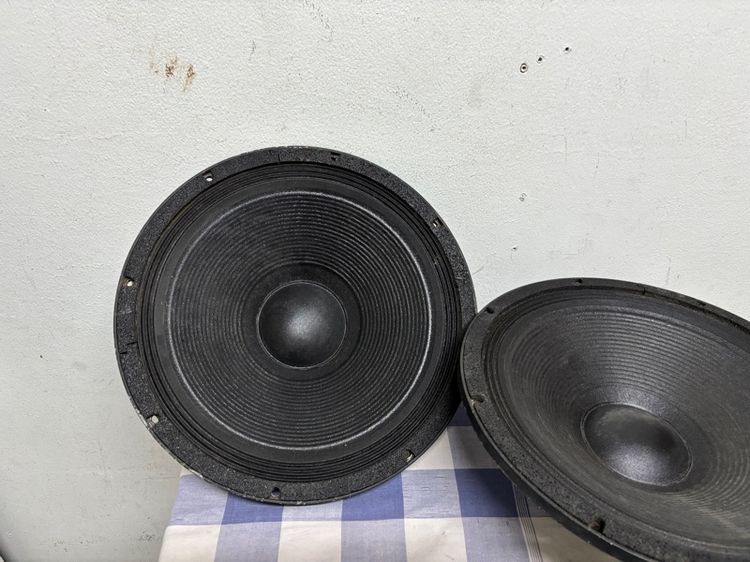 ลำโพงเสียงกลาง 15 นิ้ว CELESTION G 15- 100 MADE IN ENGLAND แทัเดิมๆ เสียงดีครับหายากแล้วครับราคาต่อคู่สนใจเชิญครับ รูปที่ 7