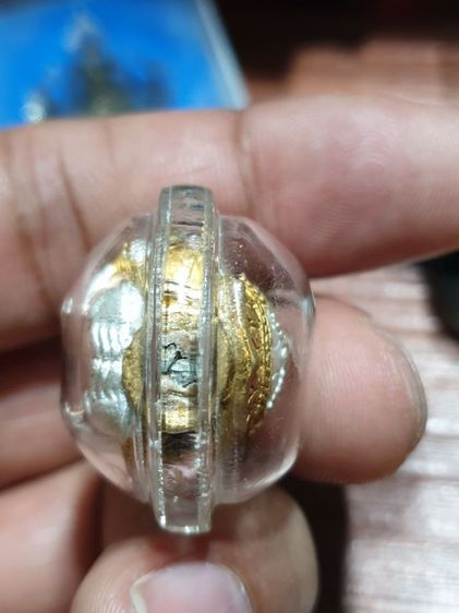 ลูกสะกดหนุมาน หลวงพ่อจอน วัดบุญฤิทธิ์ โคราช สามกษัติย์ อุดมสารใต้ฐานพร้อมเลี่ยม เลี่ยมด้านหลังแตกเป็นตำหนิ พระแท้ดูง่าย ตอกโค๊ตหมายเลขชัดเจน รูปที่ 10