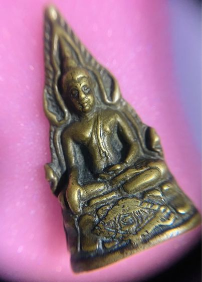 พระหล่อโบราณพระพุทธชินราช ลป.เผือก วัดกิ่งแก้ว  ออกวัดบางด้วน ปี 2493