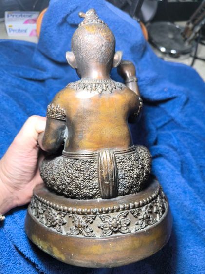กุมารทองรุ่นเปิดโลกมหาเฮง ปี2546 หลวงพ่อดำ วัดสันติธรรม ขนาดบูชา5นิ้ว21ใน299ตน รูปที่ 2
