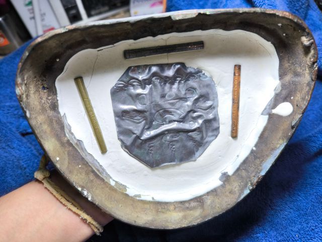 กุมารทองรุ่นเปิดโลกมหาเฮง ปี2546 หลวงพ่อดำ วัดสันติธรรม ขนาดบูชา5นิ้ว21ใน299ตน รูปที่ 9