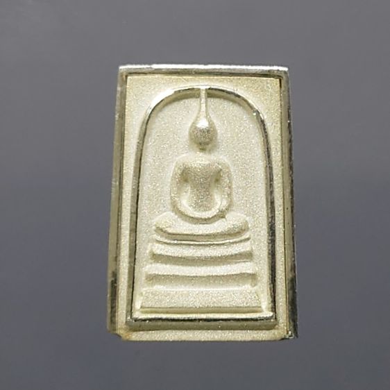 สมเด็จพระพุฒาจารย์ (โต พรหมรังสี) พิมพ์คะแนน เนื้อเงินขัดเงา พ่นทราย อนุสรณ์ ๑๒๘ ปี วัดเกศไชโย พ.ศ.2543 กล่องเดิม รูปที่ 4