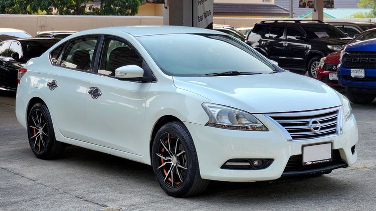Nissan Sylphy 2013 1.6 V Sedan เบนซิน ไม่ติดแก๊ส เกียร์อัตโนมัติ ขาว รูปที่ 3