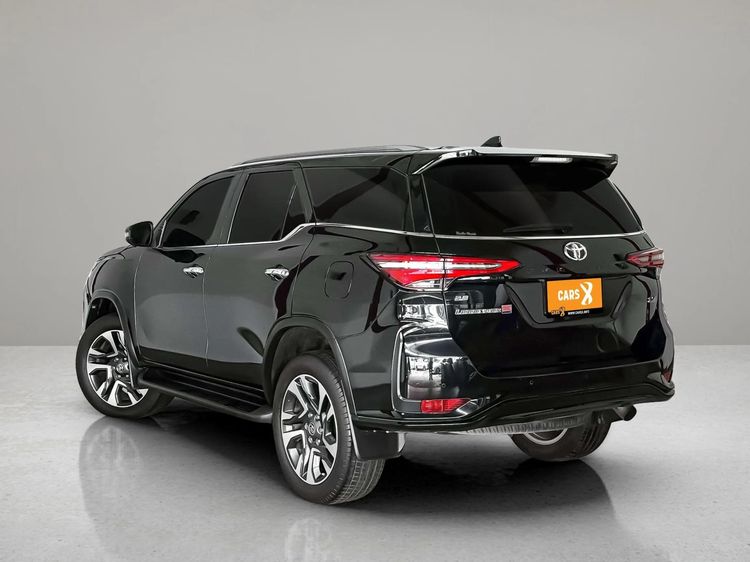 Toyota Fortuner 2020 2.8 LEGENDER 4WD AT Utility-car ดีเซล ไม่ติดแก๊ส เกียร์อัตโนมัติ ดำ รูปที่ 4