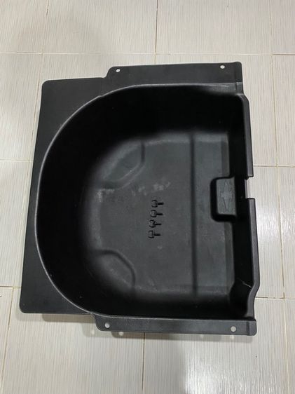 ถาดหลุมดำพร้อมน็อต 4 ตัว ฮอนด้า crv g1 รูปที่ 5