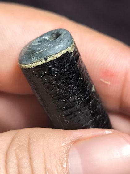 ตะกรุดโทนมหาปราบ หลวงพ่อปาน วัดมงคลโคธาวาส(วัดบางเหี้ย) สมุทรปราการ เนื้อตะกั่วถักเชือกลงรัก สร้างปี 2420-2453 เก่าถึงยุคแบบฉบับ100ปี รูปที่ 16