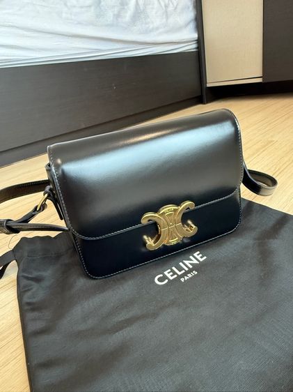Used likednew Celine TEEN TRIOMPHE BAG IN SHINY CALFSKIN รูปที่ 2