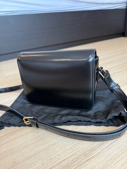 Used likednew Celine TEEN TRIOMPHE BAG IN SHINY CALFSKIN รูปที่ 6