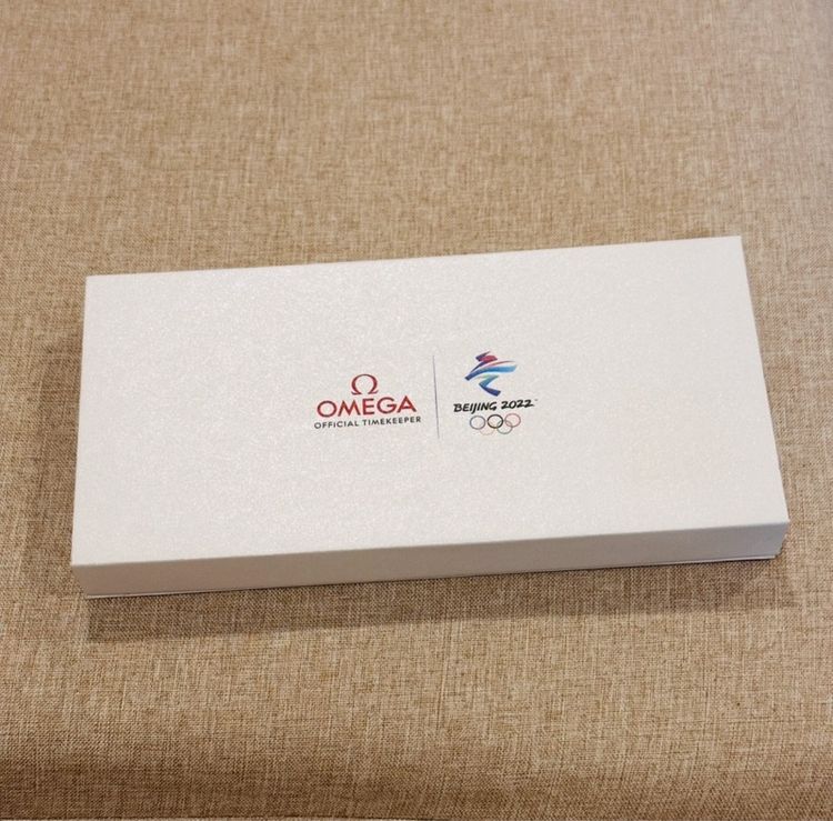 (เซทพิเศษ)เข็มกลัดที่ระลึกกีฬาโอลิมปิคที่ Beiljing2022 แบรนด์นาฬิกา Omega  รูปที่ 2